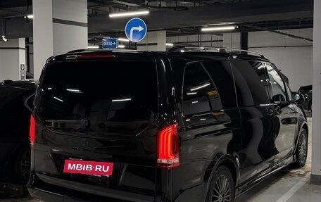 Mercedes-Benz V-Класс, 2019 год, 6 495 000 рублей, 3 фотография