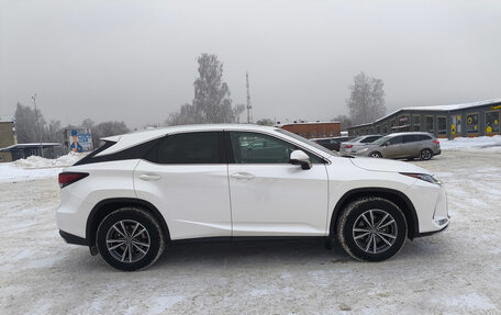 Lexus RX IV рестайлинг, 2021 год, 5 200 000 рублей, 4 фотография