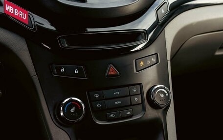 Chevrolet Orlando I, 2012 год, 995 000 рублей, 15 фотография