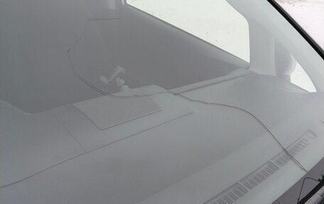 Toyota Ractis II, 2013 год, 900 000 рублей, 6 фотография