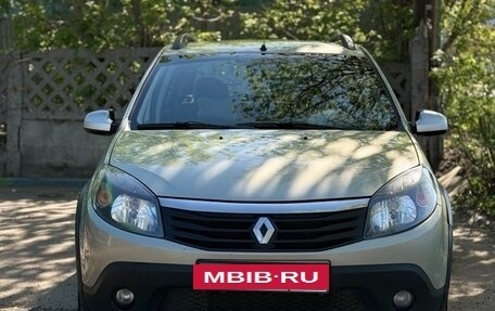 Renault Sandero I, 2014 год, 750 000 рублей, 2 фотография