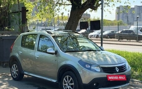 Renault Sandero I, 2014 год, 750 000 рублей, 3 фотография