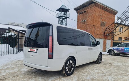 Hyundai Staria, 2022 год, 5 500 000 рублей, 5 фотография