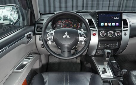 Mitsubishi Pajero Sport II рестайлинг, 2013 год, 1 827 000 рублей, 8 фотография