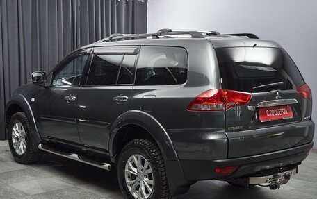 Mitsubishi Pajero Sport II рестайлинг, 2013 год, 1 827 000 рублей, 6 фотография