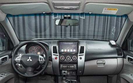 Mitsubishi Pajero Sport II рестайлинг, 2013 год, 1 827 000 рублей, 7 фотография