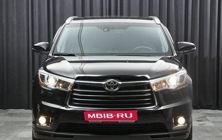 Toyota Highlander III, 2014 год, 3 047 000 рублей, 2 фотография