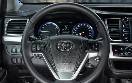 Toyota Highlander III, 2014 год, 3 047 000 рублей, 19 фотография