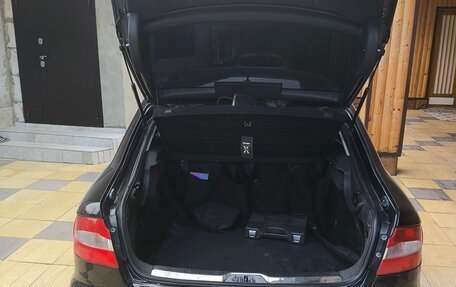 Skoda Superb III рестайлинг, 2010 год, 7 фотография