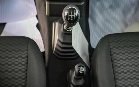 Suzuki Jimny, 2025 год, 2 540 000 рублей, 17 фотография