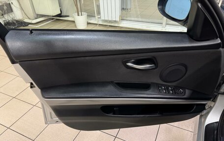 BMW 3 серия, 2005 год, 850 000 рублей, 14 фотография