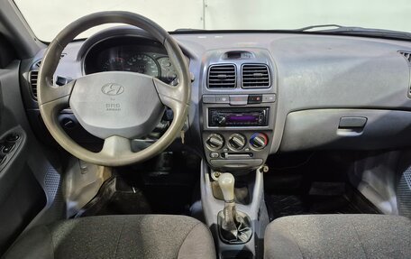 Hyundai Accent II, 2004 год, 307 000 рублей, 10 фотография