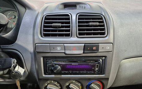 Hyundai Accent II, 2004 год, 307 000 рублей, 17 фотография