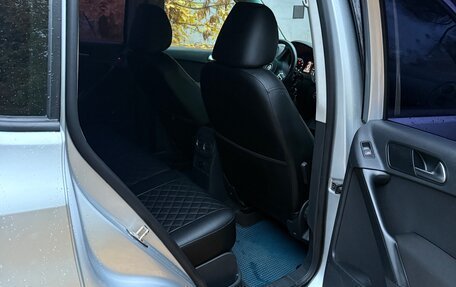 Volkswagen Tiguan I, 2011 год, 980 000 рублей, 9 фотография