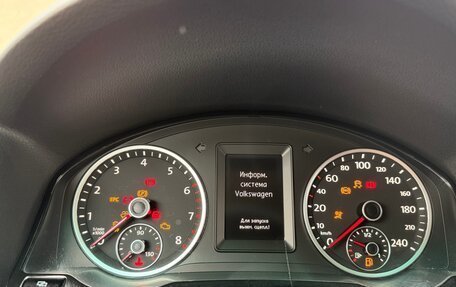 Volkswagen Tiguan I, 2011 год, 980 000 рублей, 12 фотография