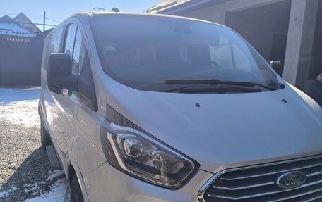 Ford Tourneo Custom I рестайлинг, 2021 год, 4 550 000 рублей, 6 фотография