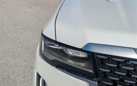 Cadillac Escalade V, 2024 год, 12 100 000 рублей, 9 фотография