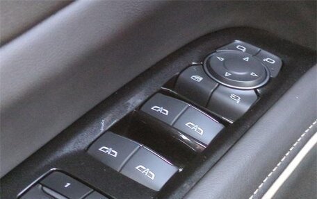 Cadillac Escalade V, 2024 год, 12 100 000 рублей, 23 фотография