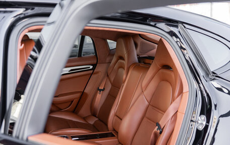 Porsche Panamera II рестайлинг, 2018 год, 8 900 000 рублей, 34 фотография