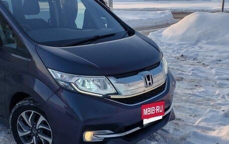 Honda Stepwgn IV, 2016 год, 1 930 000 рублей, 11 фотография