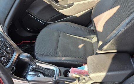 Opel Astra J, 2011 год, 680 000 рублей, 8 фотография