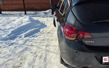 Opel Astra J, 2011 год, 680 000 рублей, 16 фотография