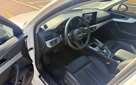 Audi A4, 2021 год, 2 372 116 рублей, 6 фотография