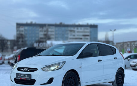 Hyundai Solaris II рестайлинг, 2013 год, 599 000 рублей, 2 фотография
