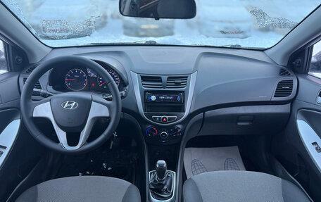 Hyundai Solaris II рестайлинг, 2013 год, 599 000 рублей, 14 фотография