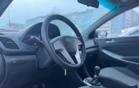 Hyundai Solaris II рестайлинг, 2013 год, 599 000 рублей, 16 фотография