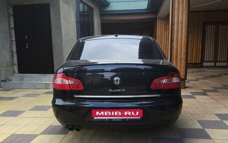 Skoda Superb III рестайлинг, 2010 год, 1 000 000 рублей, 2 фотография