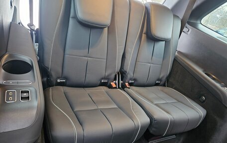 Mercedes-Benz GLS, 2025 год, 16 300 000 рублей, 34 фотография