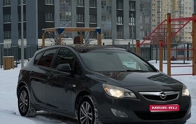 Opel Astra J, 2011 год, 555 000 рублей, 1 фотография