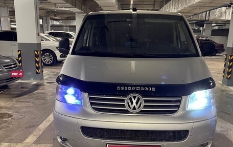 Volkswagen Transporter T5 рестайлинг, 2007 год, 1 050 000 рублей, 1 фотография