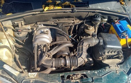 Chevrolet Niva I рестайлинг, 2004 год, 150 000 рублей, 3 фотография