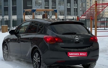 Opel Astra J, 2011 год, 555 000 рублей, 5 фотография