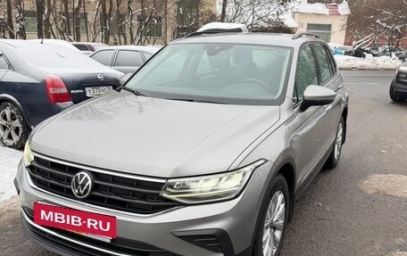 Volkswagen Tiguan II, 2021 год, 2 530 000 рублей, 9 фотография