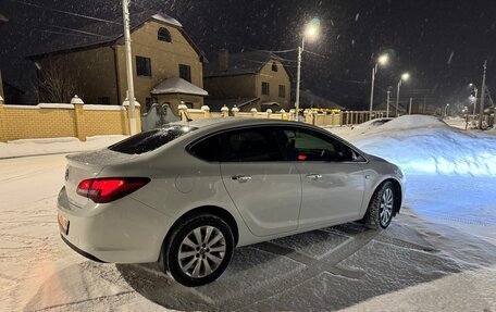 Opel Astra J, 2013 год, 830 000 рублей, 7 фотография