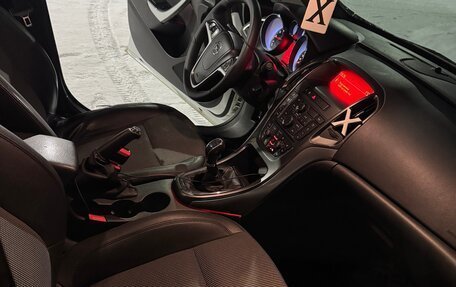 Opel Astra J, 2013 год, 830 000 рублей, 4 фотография