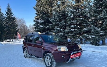 Nissan X-Trail, 2004 год, 550 000 рублей, 2 фотография