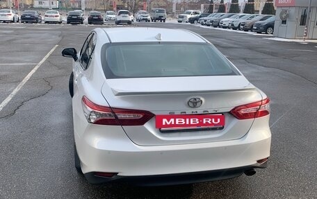 Toyota Camry, 2021 год, 3 500 000 рублей, 2 фотография