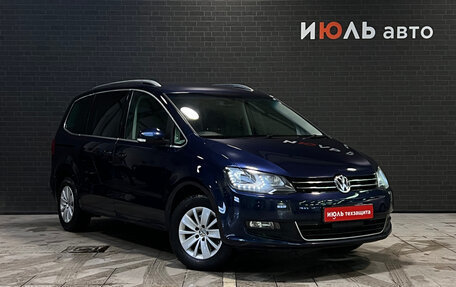 Volkswagen Sharan II, 2011 год, 1 420 000 рублей, 3 фотография