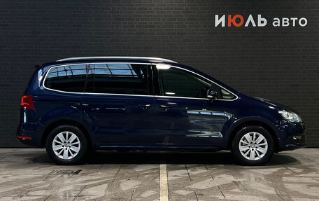 Volkswagen Sharan II, 2011 год, 1 420 000 рублей, 4 фотография