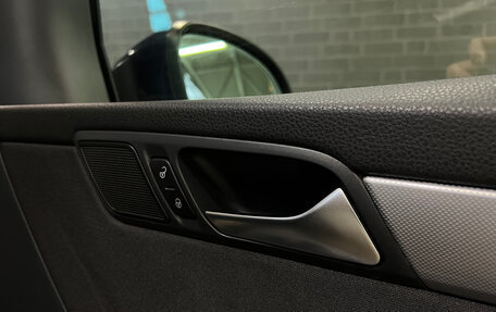 Volkswagen Sharan II, 2011 год, 1 420 000 рублей, 14 фотография