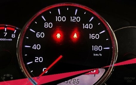 Toyota Corolla, 2015 год, 1 047 000 рублей, 19 фотография