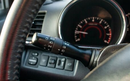 Toyota Highlander III, 2010 год, 1 950 000 рублей, 21 фотография