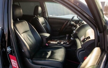 Toyota Highlander III, 2010 год, 1 950 000 рублей, 28 фотография