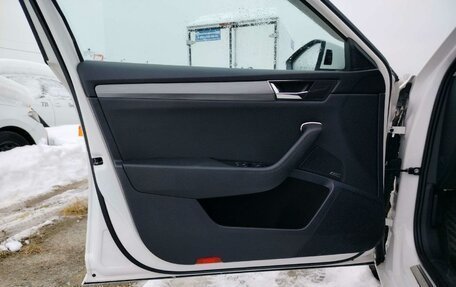 Skoda Superb III рестайлинг, 2021 год, 2 623 500 рублей, 9 фотография