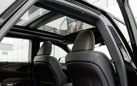 Lexus RX IV рестайлинг, 2023 год, 10 200 000 рублей, 25 фотография