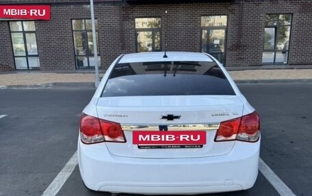 Chevrolet Cruze II, 2011 год, 700 000 рублей, 2 фотография